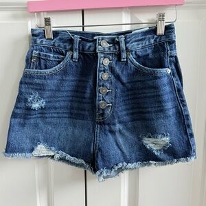 Kancan Dark High-Rise Frayed Denim Shorts - Size Small
